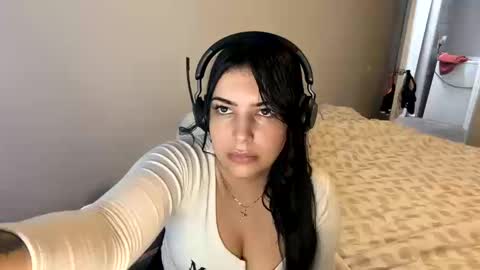 spicymami0333 online show from October 13, 2025, 1:33 pm