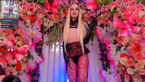 Snapshot of spicysluts chatting on October 29, 2025, 3:31 am  Alison  Sharon  online show from October 29, 2025, 3:31 am