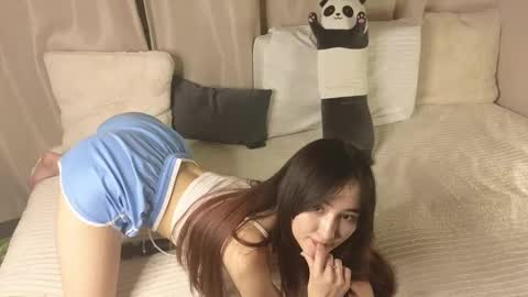 Snapshot of spicyyuki chatting on September 17, 2025, 3:35 pm Tipsy online show from September 17, 2025, 3:35 pm