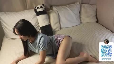 Snapshot of spicyyuki chatting on October 17, 2025, 5:48 pm Tipsy online show from October 17, 2025, 5:48 pm