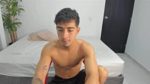 Snapshot of spider_master77 chatting on February 21, 2026, 12:55 am spider master online show from February 21, 2026, 12:55 am