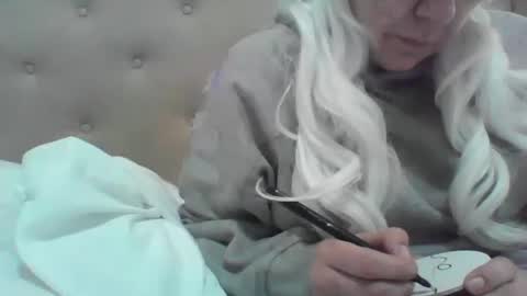 Snapshot of spinnerbitch chatting on January 30, 2025, 8:43 am Vanessa Spade online show from January 30, 2025, 8:43 am