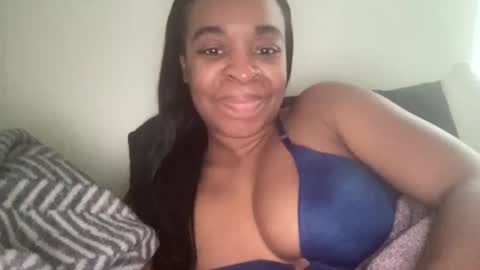 Snapshot of spinprincess_ chatting on December 20, 2024, 1:22 pm Spinerina online show from December 20, 2024, 1:22 pm