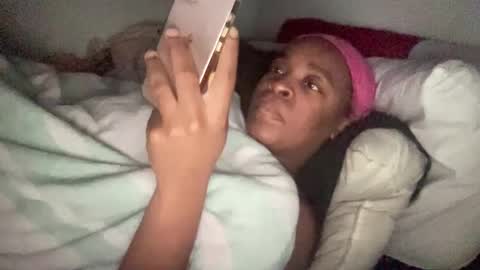 Snapshot of spinprincess_ chatting on February 25, 2025, 4:35 am Spinerina online show from February 25, 2025, 4:35 am