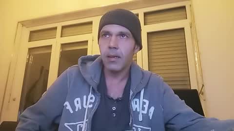 Snapshot of spliffray chatting on December 17, 2024, 6:42 pm spliffray online show from December 17, 2024, 6:42 pm