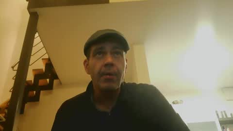 Snapshot of spliffray chatting on February 26, 2025, 8:22 pm spliffray online show from February 26, 2025, 8:22 pm