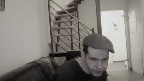 Snapshot of spliffray chatting on March 6, 2025, 12:54 am spliffray online show from March 6, 2025, 12:54 am