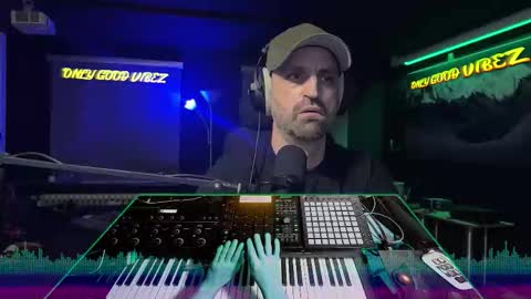 Snapshot of splivke chatting on December 21, 2025, 12:51 am Splivke online show from December 21, 2025, 12:51 am