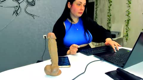 Lilith online show from February 11, 2026, 6:24 pm