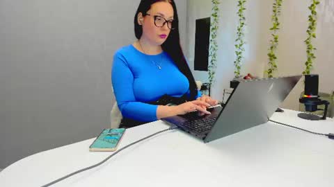 Lilith online show from July 5, 2026, 3:19 pm