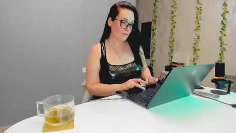 Lilith online show from July 28, 2026, 7:04 pm