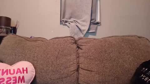 spoiledprincess4 online show from October 25, 2025, 3:47 am