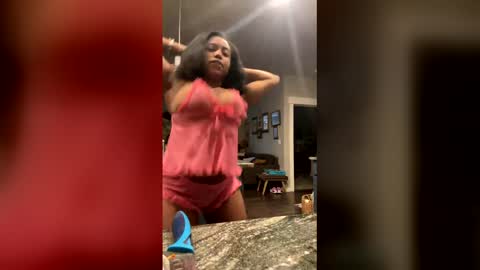 spoilprincesschloee online show from December 20, 2025, 11:23 pm