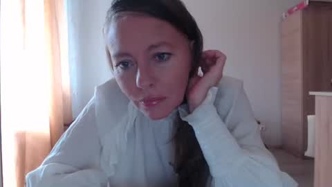spring_time_ online show from May 18, 2026, 8:53 am