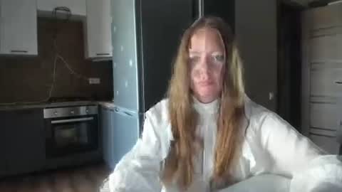 Snapshot of spring_time_ chatting on June 21, 2026, 1:35 pm spring_time_ online show from June 21, 2026, 1:35 pm
