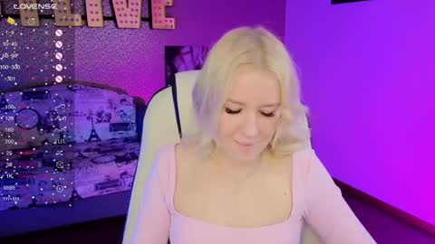 Snapshot of springajara chatting on April 18, 2026, 12:42 pm Vetta online show from April 18, 2026, 12:42 pm