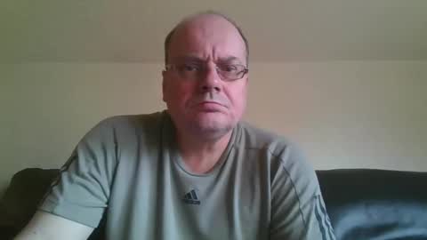 spritzer47 online show from May 3, 2026, 9:26 am