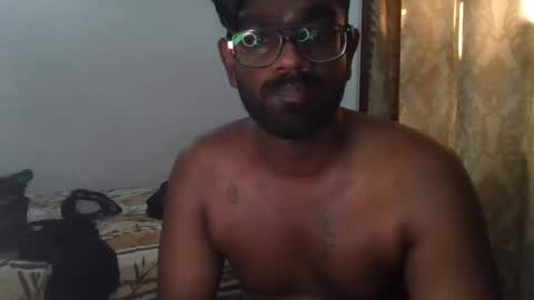 Spun Couple online show from December 4, 2024, 3:15 am