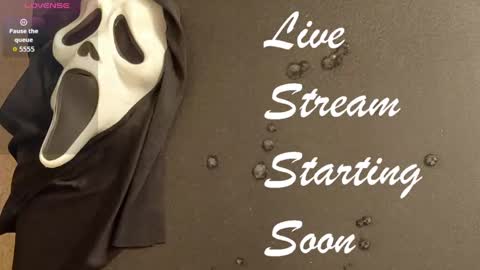 Snapshot of squ1rtl3cb chatting on September 22, 2025, 9:44 am squ1rtl3cb online show from September 22, 2025, 9:44 am