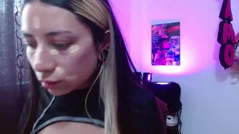 Snapshot of squirt_charlotte chatting on October 6, 2025, 8:39 pm HELLO WELCOME MY NAME IS CHARLOTTE OY A NEW GIRL online show from October 6, 2025, 8:39 pm