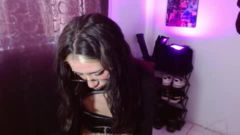 Snapshot of squirt_charlotte chatting on October 26, 2025, 4:24 pm HELLO WELCOME MY NAME IS CHARLOTTE OY A NEW GIRL online show from October 26, 2025, 4:24 pm