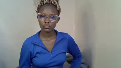 Snapshot of squirt_godes chatting on October 16, 2025, 8:21 pm Tashy online show from October 16, 2025, 8:21 pm
