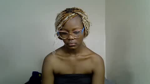 Snapshot of squirt_godes chatting on October 25, 2025, 8:14 pm Tashy online show from October 25, 2025, 8:14 pm