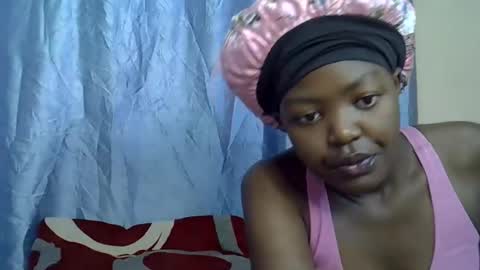 Snapshot of squirt_quueen chatting on March 5, 2026, 6:53 am squirt_quueen online show from March 5, 2026, 6:53 am