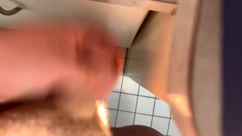 squirtlover68218 online show from May 19, 2026, 6:31 am