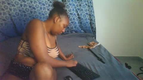 Sexy muna online show from June 26, 2026, 7:02 am