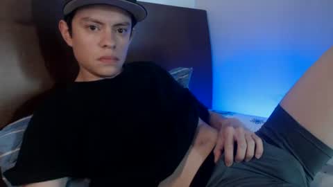 sr_bolaiinas online show from June 1, 2026, 5:25 pm