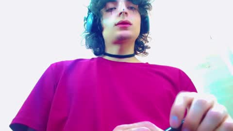 ethan online show from October 31, 2025, 2:18 pm