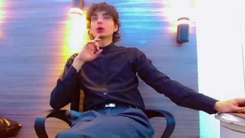 ethan online show from June 25, 2026, 12:42 pm