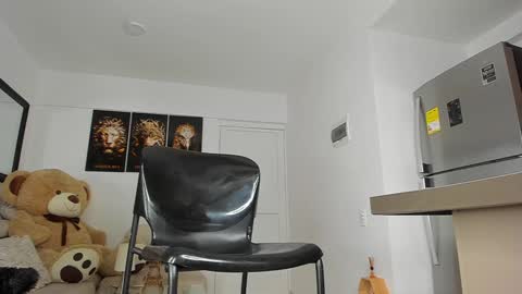 Snapshot of sr_smit_hot chatting on January 31, 2025, 8:54 am ANDR online show from January 31, 2025, 8:54 am