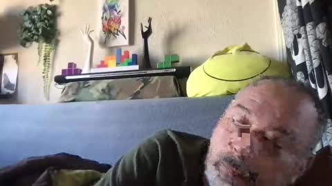 Snapshot of srekos38 chatting on October 4, 2025, 8:23 am srekos38 online show from October 4, 2025, 8:23 am