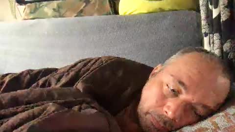 Snapshot of srekos38 chatting on October 23, 2025, 9:41 am srekos38 online show from October 23, 2025, 9:41 am