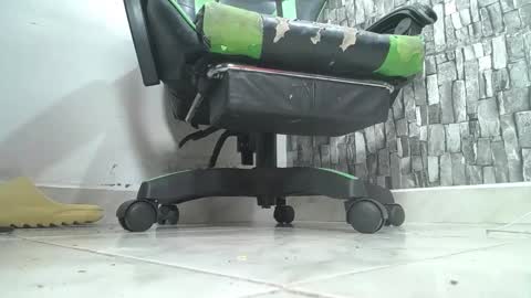 sr master cum its my old account online show from October 25, 2025, 2:08 am