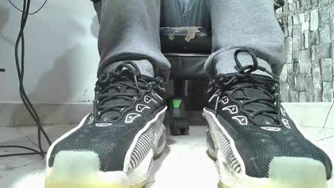 sr master cum its my old account online show from January 18, 2026, 7:23 am