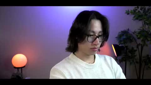 Luis online show from February 11, 2025, 1:52 am