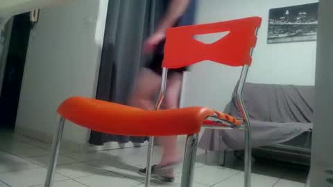 Snapshot of ssenzo chatting on July 26, 2026, 8:27 pm ssenzo online show from July 26, 2026, 8:27 pm