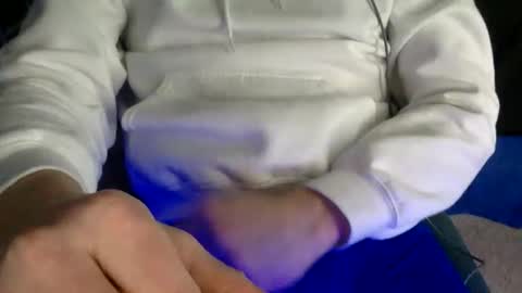 HIM online show from February 1, 2026, 2:48 pm