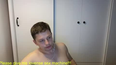 st1vemaster01 online show from June 17, 2026, 1:12 pm