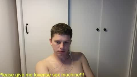 st1vemaster01 online show from June 23, 2026, 3:21 pm