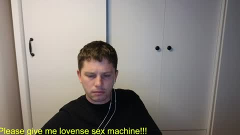 st1vemaster01 online show from June 27, 2026, 2:34 pm