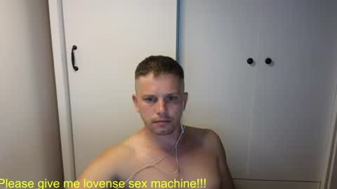 st1vemaster01 online show from July 14, 2026, 12:55 pm