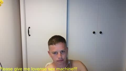 st1vemaster01 online show from July 17, 2026, 12:45 pm