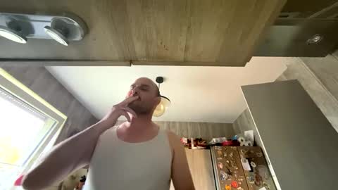 Snapshot of sta13 chatting on November 9, 2025, 2:04 pm sta13 online show from November 9, 2025, 2:04 pm