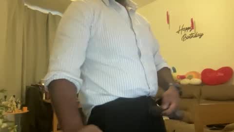 Snapshot of sta_real chatting on December 5, 2025, 4:03 pm fun life online show from December 5, 2025, 4:03 pm