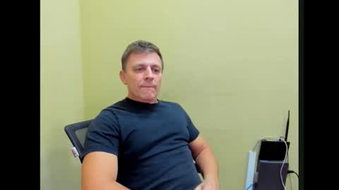 Snapshot of stacattoff chatting on October 21, 2025, 4:30 pm stacattoff online show from October 21, 2025, 4:30 pm