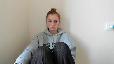 Snapshot of stacey__doll chatting on September 10, 2025, 2:33 am stacey__doll online show from September 10, 2025, 2:33 am